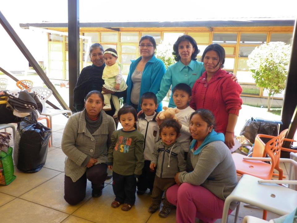 Dr.Reinier van Twisk and his team operated 53 childrenDr.Reinier van Twisk y su equipo operado 53 niñosDr.Reinier van Twisk en zijn team hebben 53 kinderen geopereerd