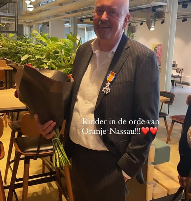 Dr.Reinier van Twisk -Ridder in de Orde van Oranje Nassau